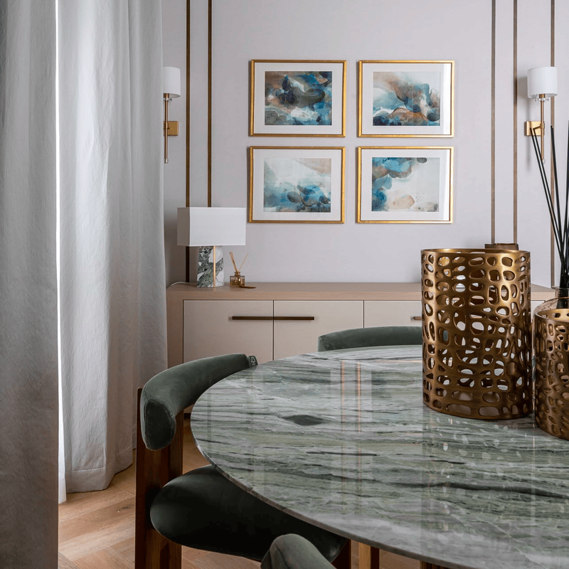 /storage/photos/41/Frame Set Three.png